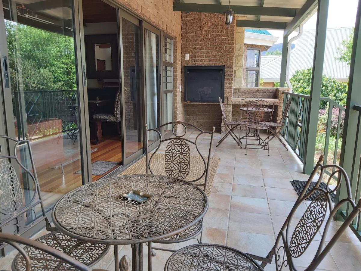 Clarens Mountain Sage Holiday House Buitenkant foto